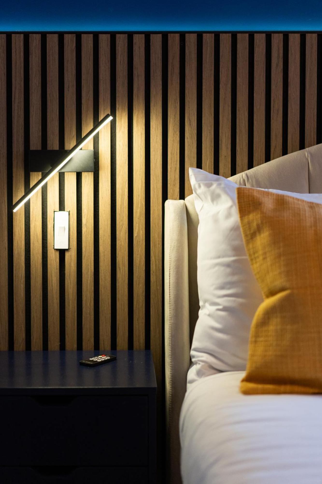 River Side Apartment, City Centre - Beautiful View And Free Parking! Belfast Esterno foto